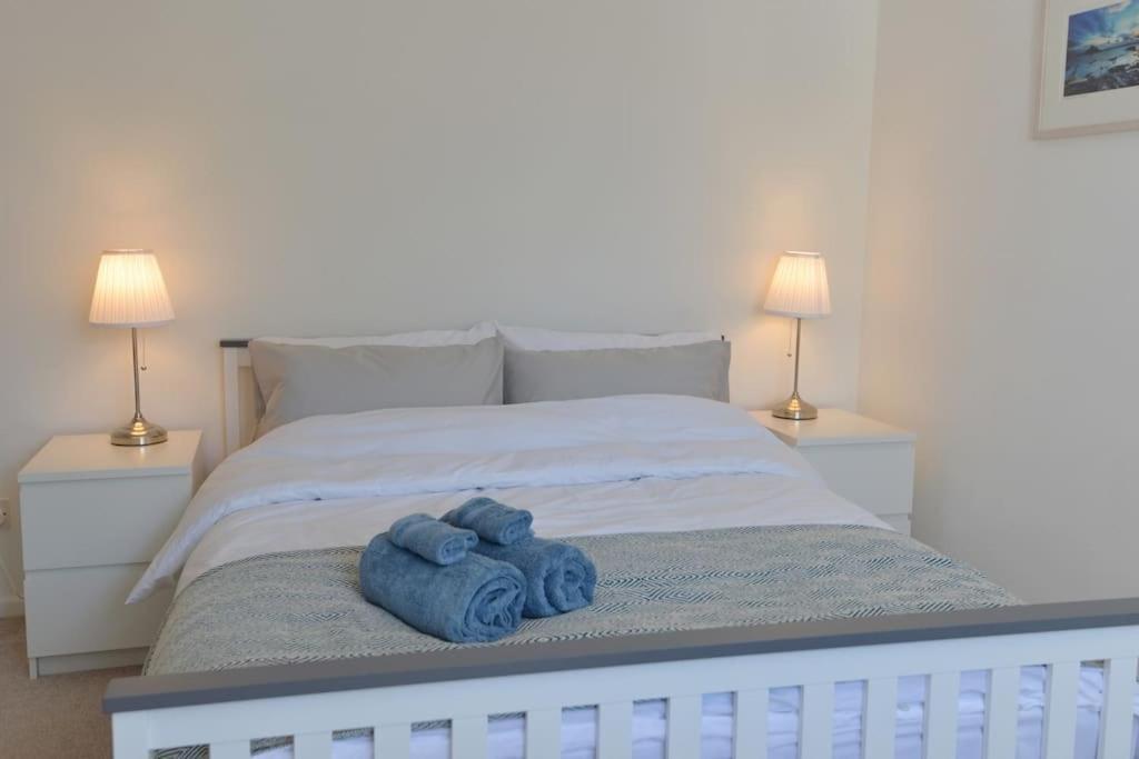 3-Bedroom Bungalow With Parking, Goldsithney, Penzance, Cornwall Perranuthnoe Εξωτερικό φωτογραφία