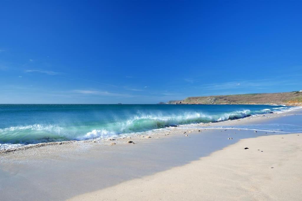 3-Bedroom Bungalow With Parking, Goldsithney, Penzance, Cornwall Perranuthnoe Εξωτερικό φωτογραφία